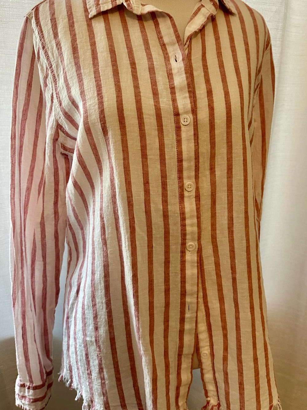 BEACHLUNCHLOUNGE white and red Striped Button-Down Shirt